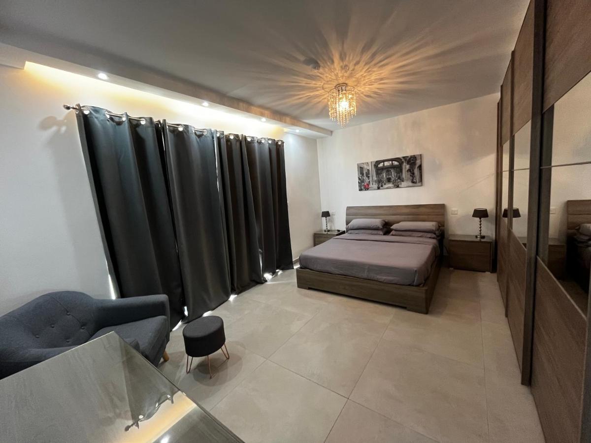 Stunning Penthouse, 2 Bedroom, Heart Of Sliema Exterior foto